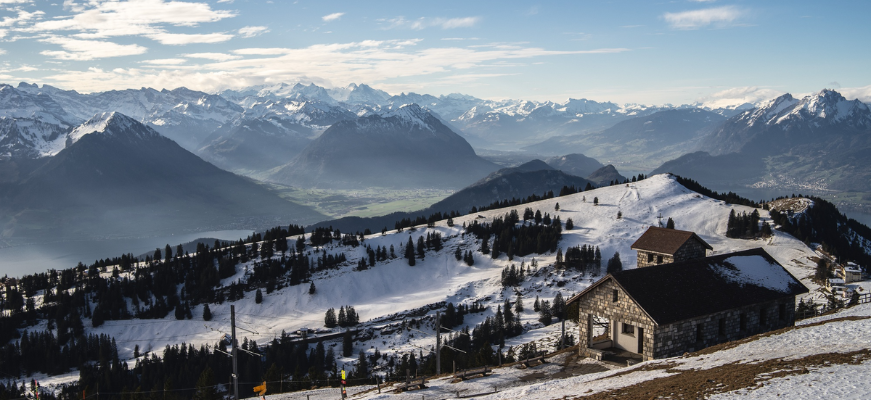 Uncover the Beauty of Himachal Pradesh with Customized Tour Packages